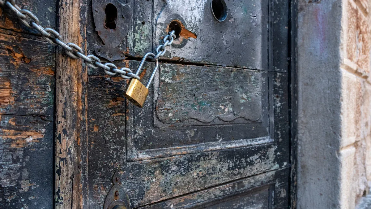 Pros and cons of using brass swivel eye bolts versus stainless steel 2 Safety, Installation, and General Advantages of Eye Bolts