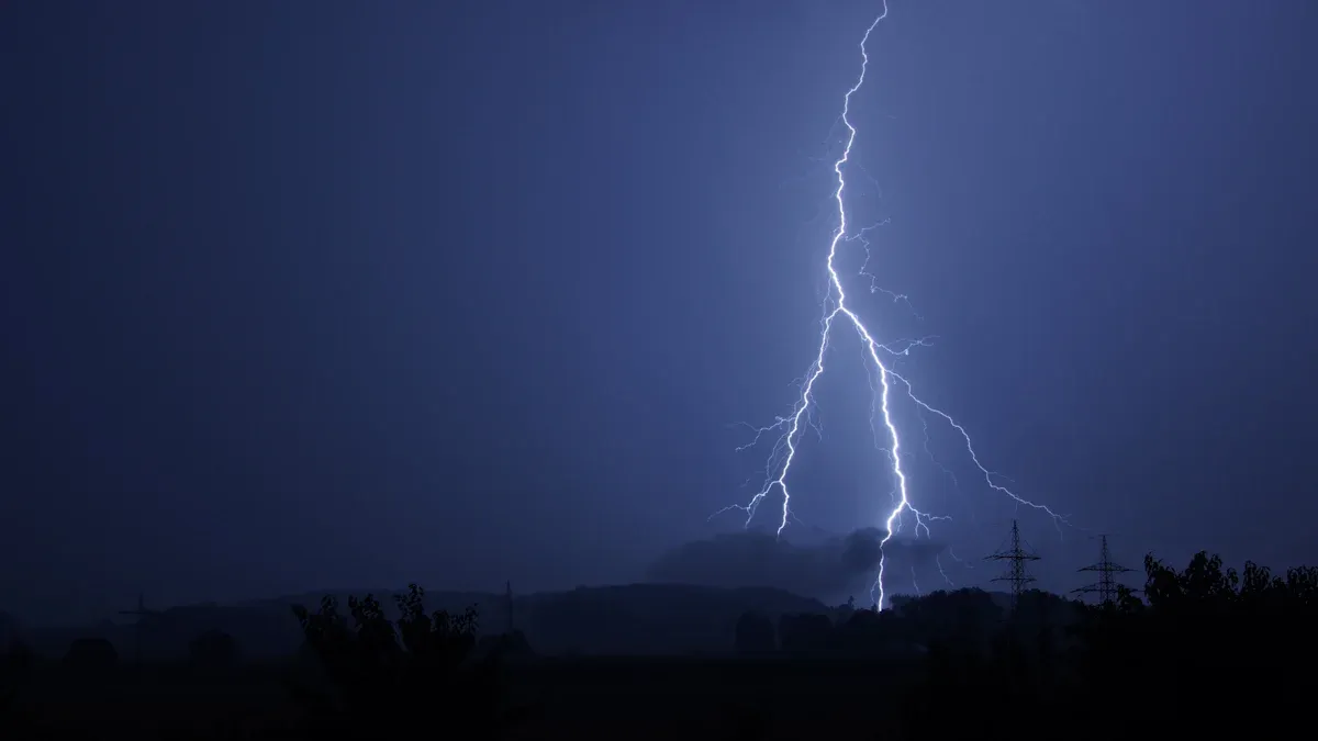 Comparison of U-bolt materials: stainless steel vs galvanized vs zinc plated 3 Corrosion Resistance of U-bolt Materials